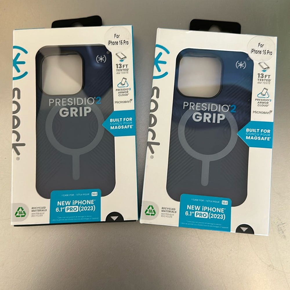 Speck presidio2 Grip iPhone 15 pro 6.1 phone case. Built for MagSafe